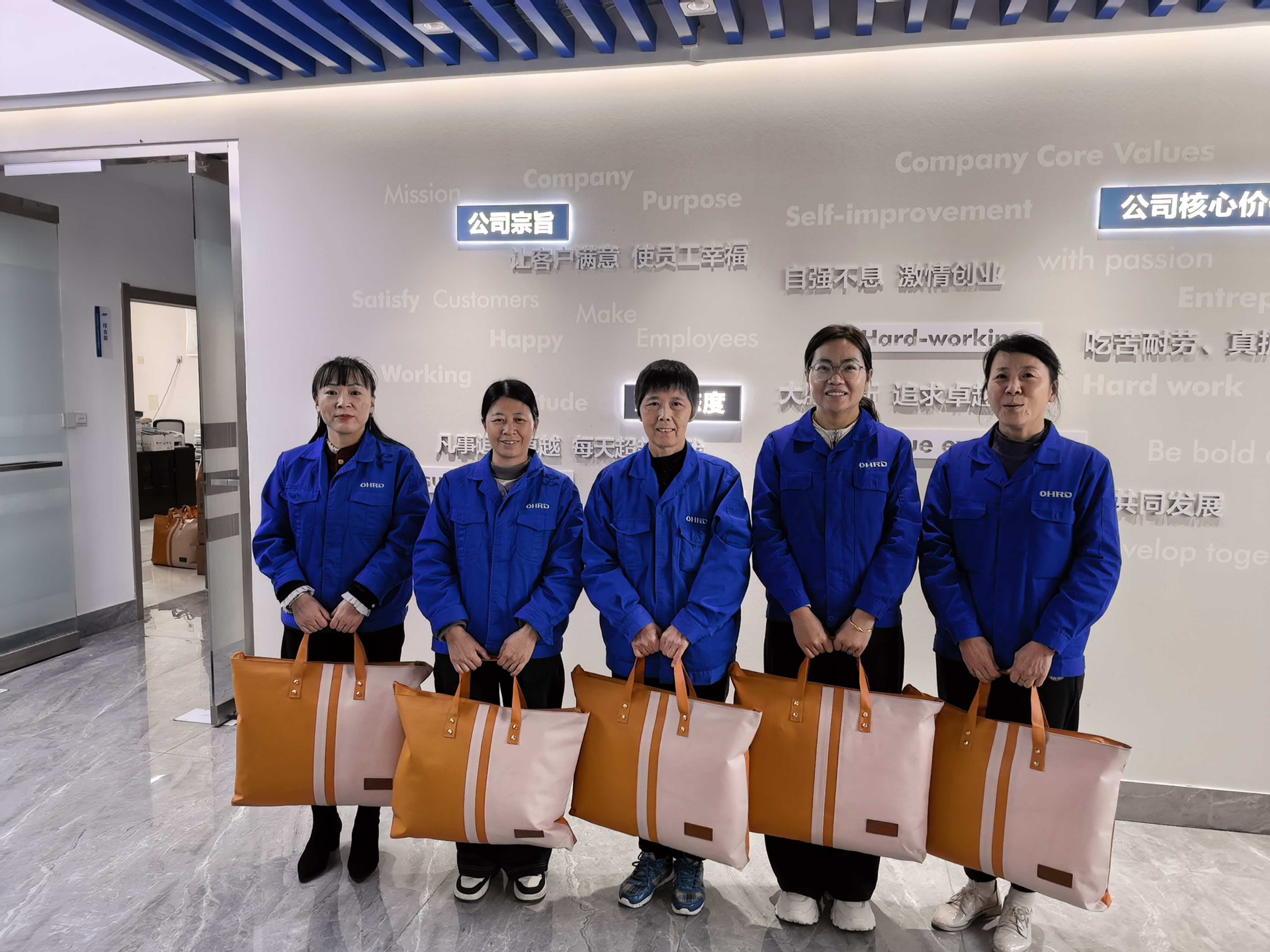 祝鴻瑞全體女職工”女神“節快樂